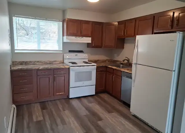 Property at 1062 Westmoreland Rd Unit 2, Colorado Springs, CO, 80907, 2 beds, 1 bath, [object Object]