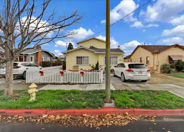 Property at 646 N 15th St Unit 2, San Jose, CA, 95112, 2 beds, 1 bath, [object Object]