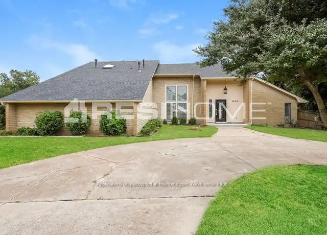 Property at 2800 Lost Rock Trl, Edmond, OK, 73012, 4 beds, 3 baths, [object Object]