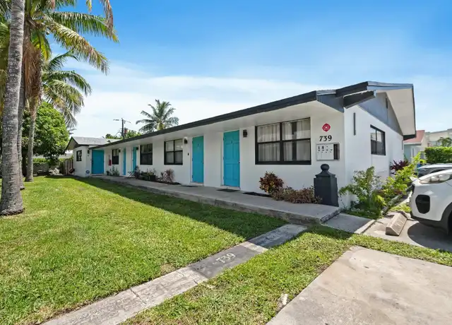 Property at 739 NE 13th Ct Unit 5, Fort Lauderdale, FL, 33304, 2 beds, 1 bath, [object Object]