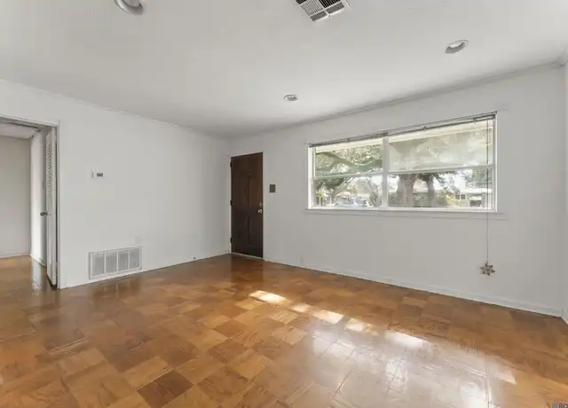 Property at 5117 Woodside Dr, Baton Rouge, LA, 70808, 2 beds, 2 baths, [object Object]