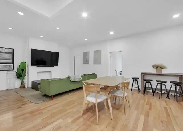 Property at 51 E Houston St, New York, NY, 10012, 3 beds, 2 baths, [object Object]