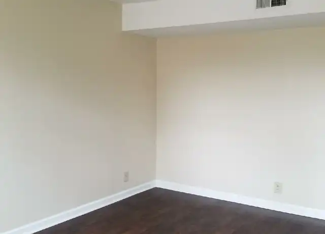 Property at 3410 Meadow Ct, Nashville, TN, 37207, 2 beds, 1.5 baths, [object Object]