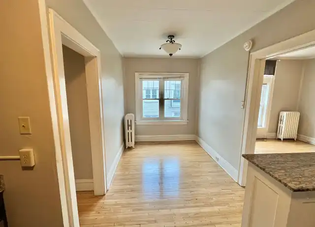 Property at 1115 W 28th St Unit 311, Minneapolis, MN, 55408, 1 bed, 1 bath, [object Object]