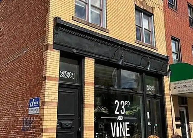 Property at 2331 E Carson St, Pittsburgh, PA, 15203, 3 beds, 1 bath, [object Object]
