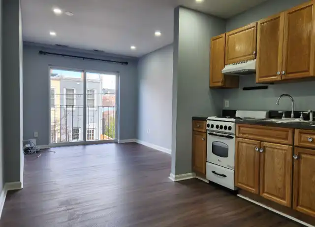 Property at 329 Elm St NW Unit 2, Washington, DC, 20001, 2 beds, 1 bath, [object Object]