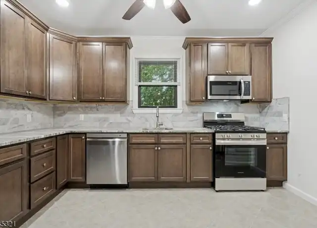Property at 350 Arlington Ave Unit 1, Jersey City, NJ, 07304, 1 bed, 1.5 baths, [object Object]