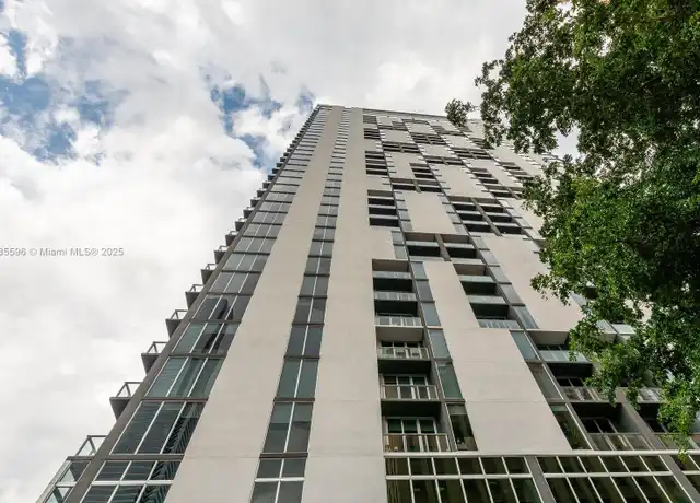 Property at 151 SE 1st St #805, Miami, FL, 33131, 0 beds, 1 bath, [object Object]