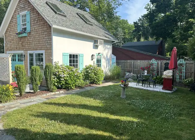 Property at 53 Liberty St Unit A, Madison, CT, 06443, 1 bed, 1 bath, [object Object]