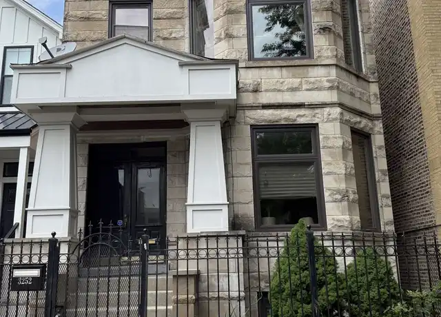 Property at 3252 W Crystal St Unit 2, Chicago, IL, 60651, 2 beds, 1 bath, [object Object]