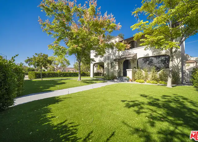 Property at 1083 S Rimpau Blvd, Los Angeles, CA, 90019, 3 beds, 1.5 baths, [object Object]
