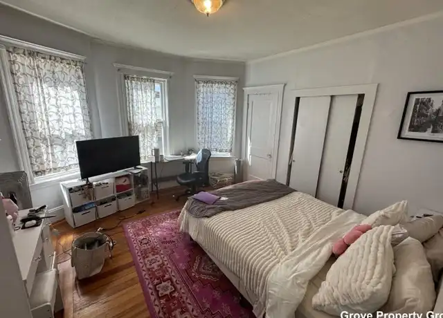 Property at 57 M St, South Boston, MA, 02127, 4 beds, 1 bath, [object Object]