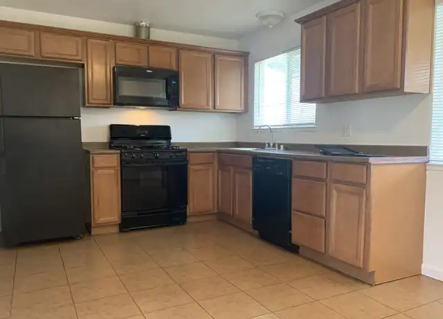 Property at 446 Marie Ave, Tracy, CA, 95376, 3 beds, 2 baths, [object Object]