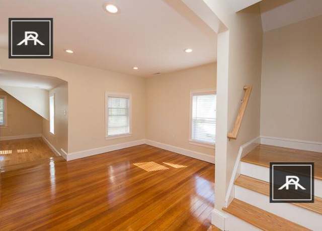 Photo of 11 Rock Valley Ave, Everett, MA 02149