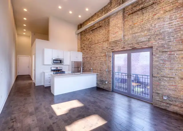 Property at 1532 W Chicago Ave Unit 201, Chicago, IL, 60642, 1 bed, 1 bath, [object Object]