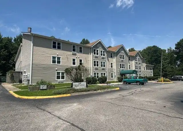 Property at 2139 Broadmoor Ave Unit 102, Chesapeake, VA, 23323, 1 bed, 1 bath, [object Object]