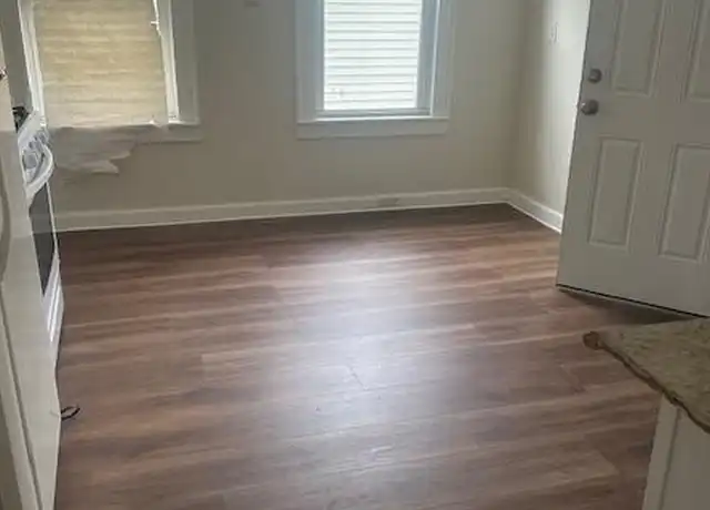 Property at 270 Garfield Ave, Bridgeport, CT, 06606, 3 beds, 1 bath, [object Object]