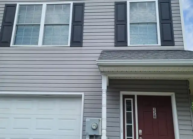Property at 228 Crown Ct, Waynesboro, PA, 17268, 3 beds, 2.5 baths, [object Object]