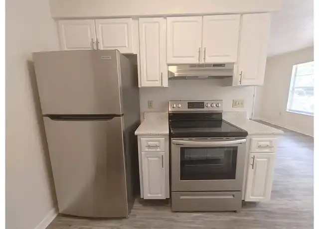 Property at Mill Run - 4005 SW 21st Ln, Gainesville, FL, 32607, 2 beds, 1-2.5 bath, [object Object]
