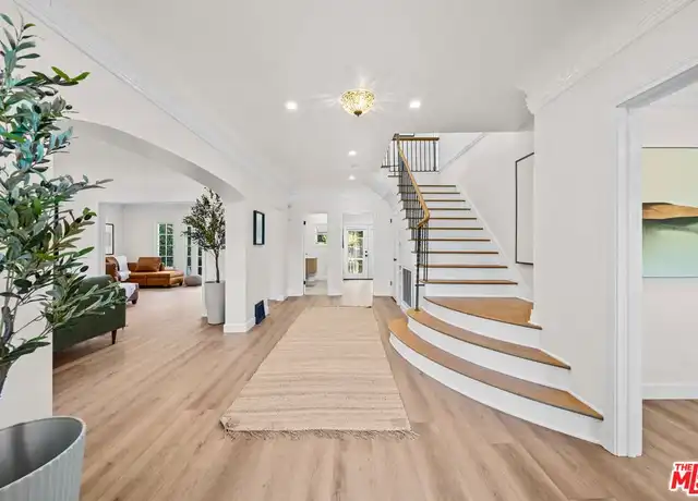 Property at 1237 S Wilton Pl, Los Angeles, CA, 90019, 4 beds, 5 baths, [object Object]