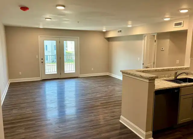 Property at Willow Run Apartments - 517 Douglas Ln, Clinton, TN, 37716, 2 beds, 2 baths, [object Object]