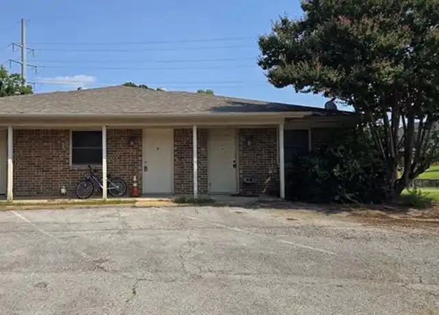 Property at 990 Shady Brook Dr Unit B, Grapevine, TX, 76051, 1 bed, 1 bath, [object Object]