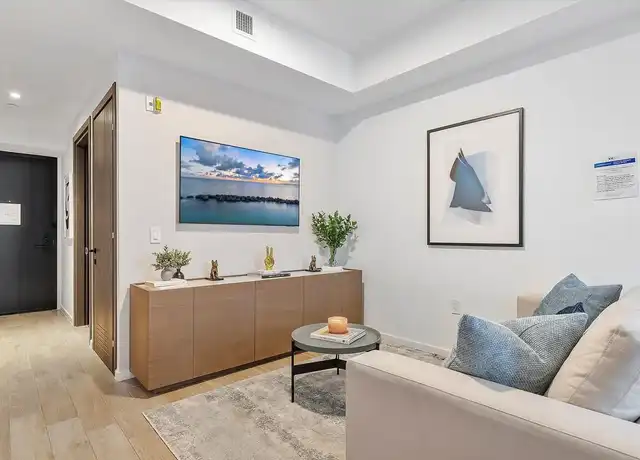 Property at Northeast 5th Street 398 - NE 5th St Unit 1240682P, Miami, FL, 33132, 1-2 bed, 2 baths, [object Object]