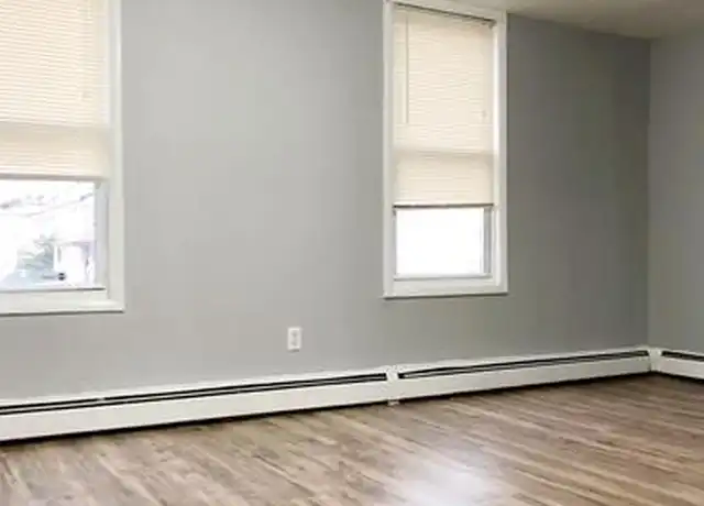 Property at 395 Bergen Ave, Jersey City, NJ, 07304, 2 beds, 1 bath, [object Object]