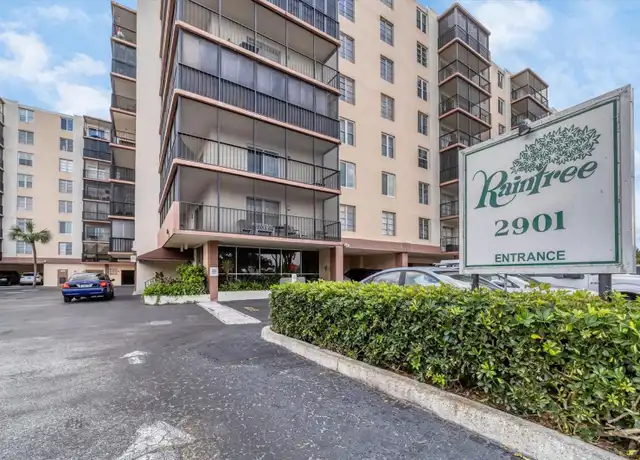 Property at 2901 26th St W #215, Bradenton, FL, 34205, 2 beds, 2 baths, [object Object]