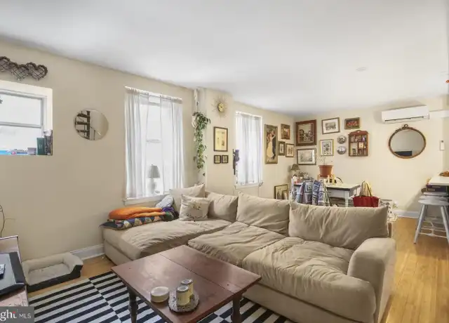 Property at 44 S 3rd St Unit 4R, Philadelphia, PA, 19106, 3 beds, 1 bath, [object Object]