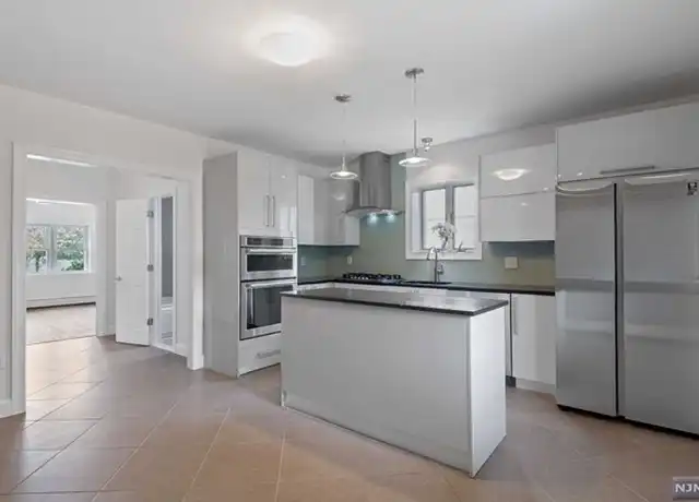 Property at 12-14 Borig Pl Unit 3, Lodi, NJ, 07644, 3 beds, 1 bath, [object Object]