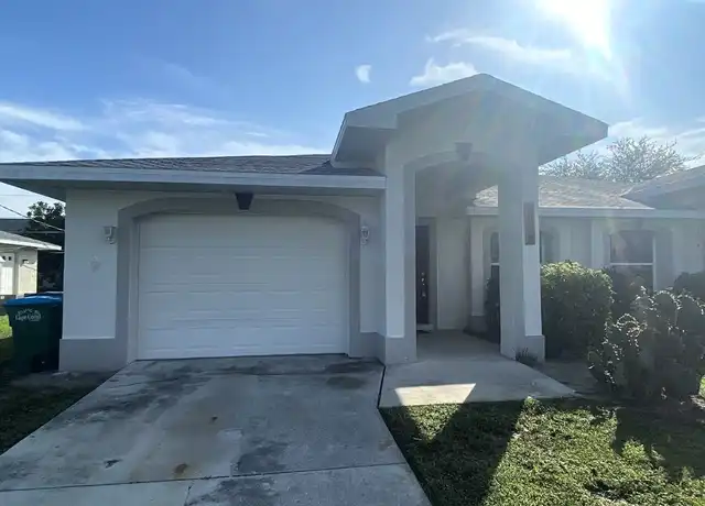 Property at 1027 SE 11th St, Cape Coral, FL, 33990, 3 beds, 2 baths, [object Object]