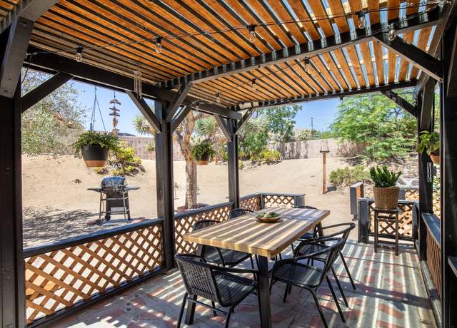 Photo of 7592 Pinon Dr, Yucca Valley, CA 92284