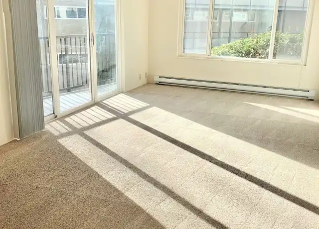 Property at 1925 Eastlake Ave E Unit 101, Seattle, WA, 98102, 1 bed, 1 bath, [object Object]