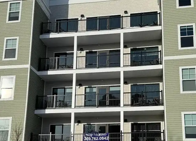 Property at 530 Rose - 530 S Rose St, Kalamazoo, MI, 49007, 1 bed, 1 bath, [object Object]