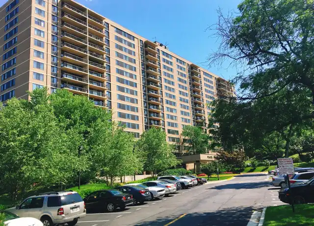 Property at 5500 Holmes Run Pkwy #1404, Alexandria, VA, 22304, 2 beds, 2 baths, [object Object]
