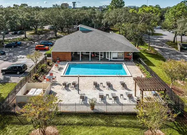 Photo of 14138 Monterey Pines Dr, Tampa, FL 33613