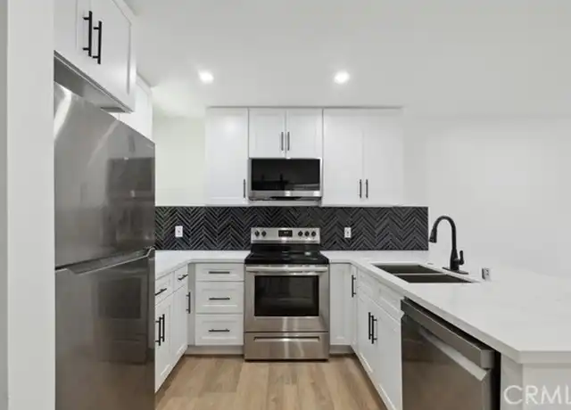 Property at 17000 Burbank Blvd Unit 213, Encino, CA, 91316, 1 bed, 1 bath, [object Object]