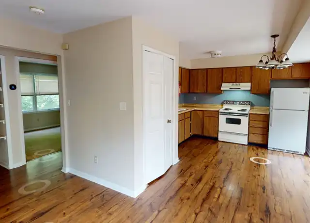 Property at 2210 Dexter Ave Unit 2210-E, Ann Arbor, MI, 48103, 2 beds, 1 bath, [object Object]