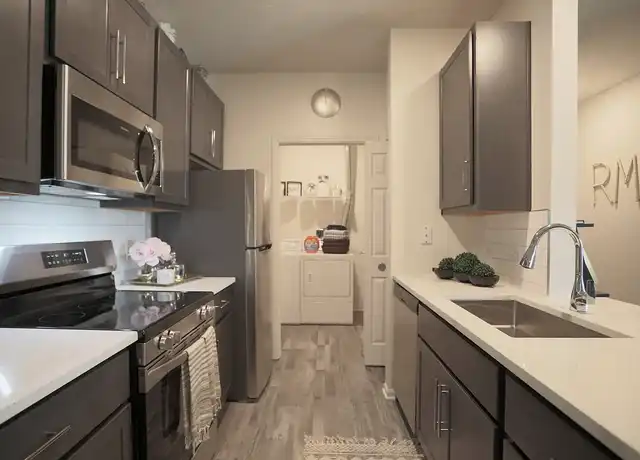 Property at Reserve At Miller Farm - 551 Shelbourne Ln, Dayton, OH, 45458, 2 beds, 2 baths, [object Object]