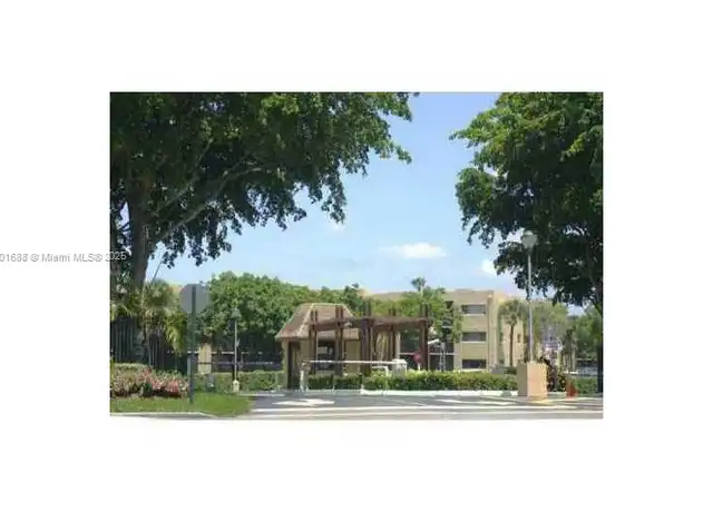 Property at 8025 SW 107th Ave #309, Miami, FL, 33173, 1 bed, 1.5 baths, [object Object]