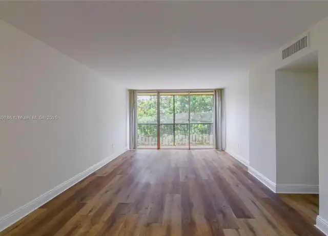 Property at 8870 Fontainebleau Blvd #410, Miami, FL, 33172, 2 beds, 1.5 baths, [object Object]
