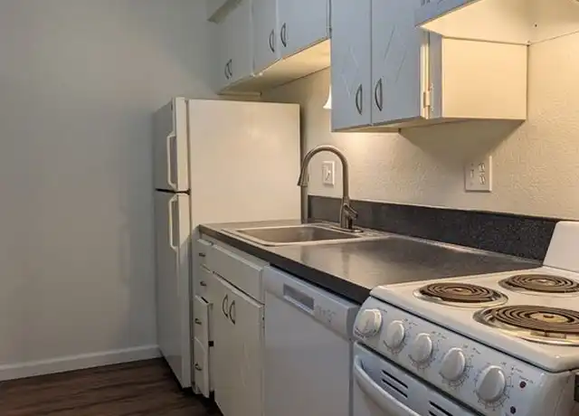 Property at 6320 SW Lombard Ave Unit 18, Beaverton, OR, 97008, 1 bed, 1 bath, [object Object]