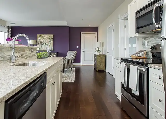 Property at One Water Street - 250 N Columbus Blvd, Philadelphia, PA, 19106, 1 bed, 1 bath, [object Object]