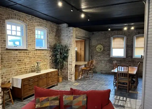 Property at 415 N Gilbert St, Danville, IL, 61832, 1 bed, 1 bath, [object Object]