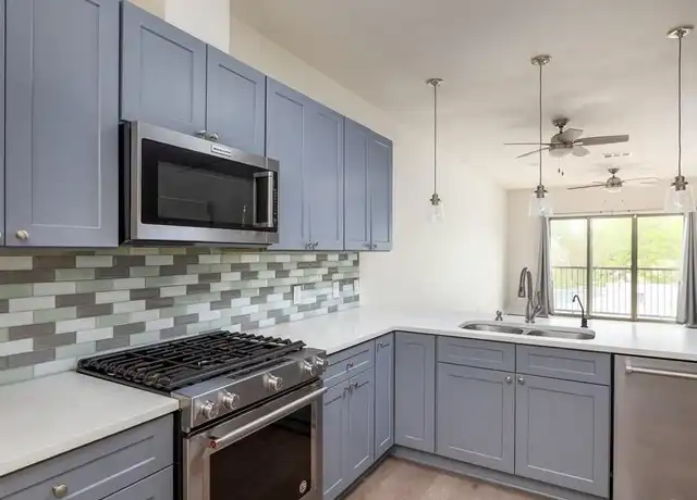 Property at 908 Nueces St #35, Austin, TX, 78701, 1 bed, 1 bath, [object Object]