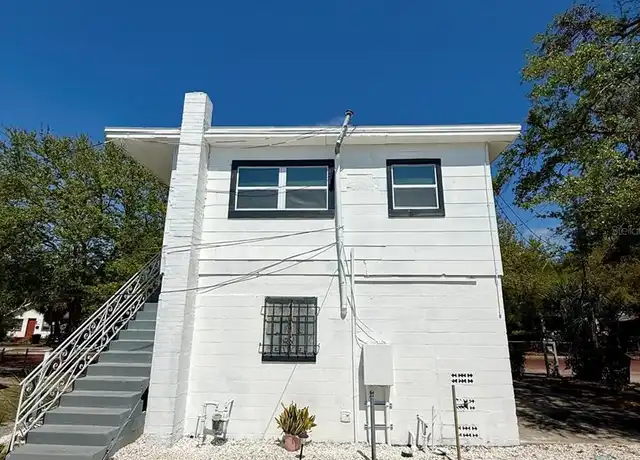 Property at 2318 4th St S Unit 10, St. Petersburg, FL, 33705, 1 bed, 1 bath, [object Object]