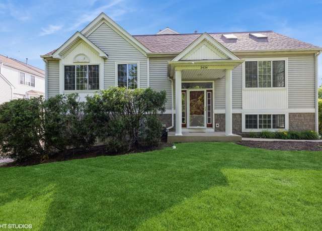 Photo of 2424 Dawson Ln, Algonquin, IL 60102