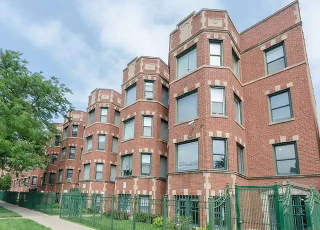 Property at 2211 E 69th St Unit G, Chicago, IL, 60649, 2 beds, 1 bath, [object Object]