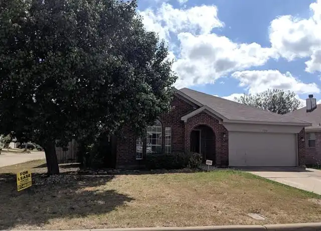 Property at 7216 Park Creek Cir W, Fort Worth, TX, 76137, 4 beds, 2 baths, [object Object]